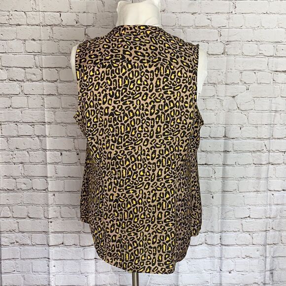 Banana Republic Top - Picture 4 of 10